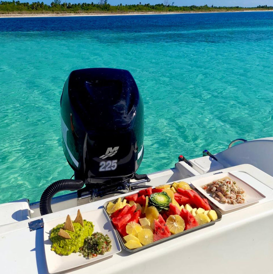 Private Boat Verenice to El Cielo Cozumel – Exclusive Snorkel Tour with Drinks Included