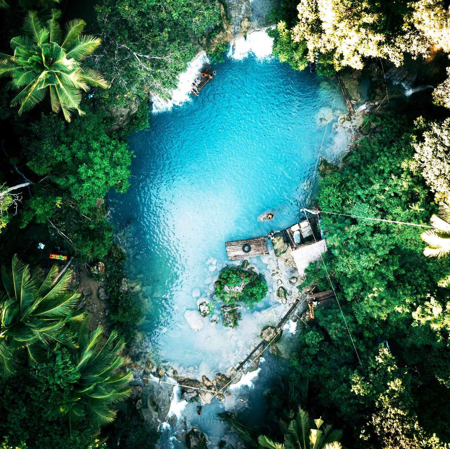 ATV individual, tirolesas y cenote + paseo en caballo