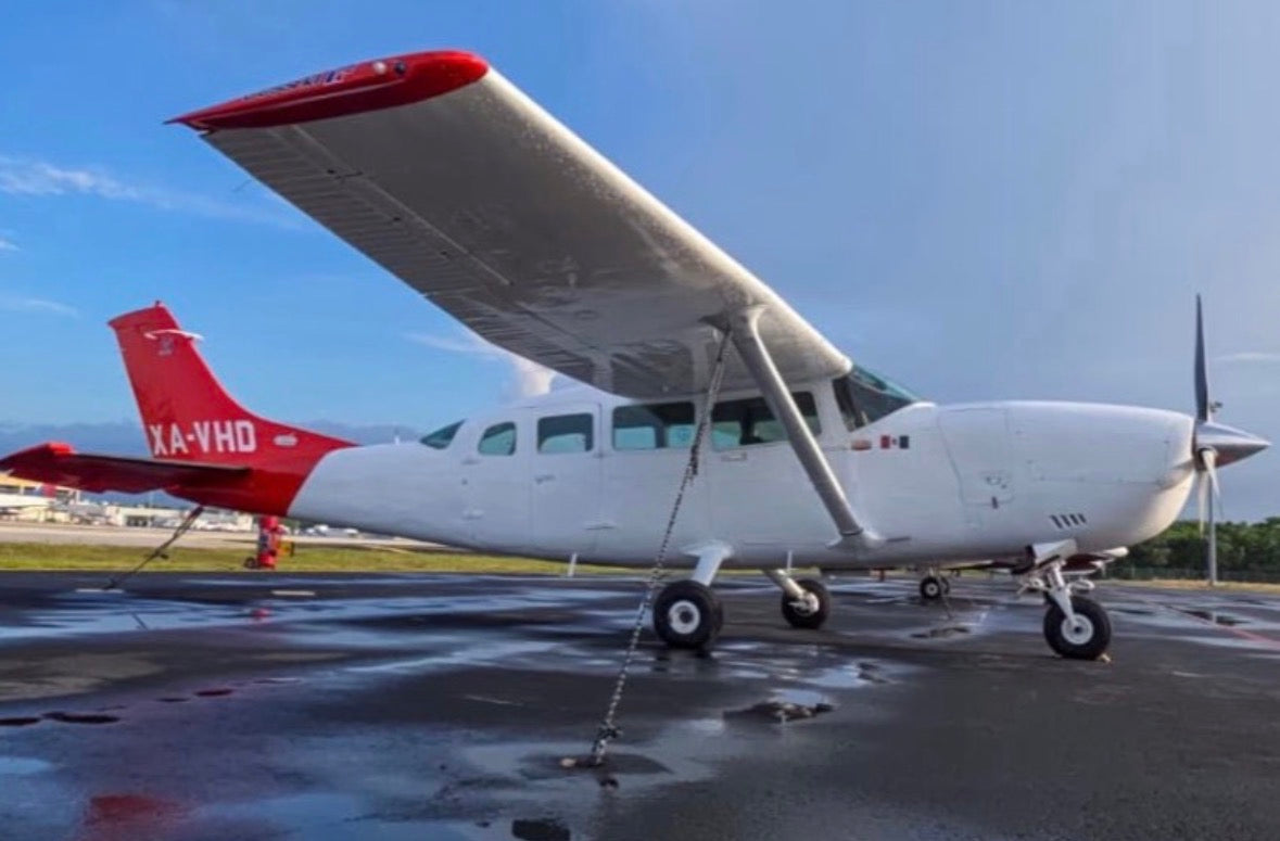 Private Air Taxi from Cancun – Exclusive Cessna 207 Flights Across the Yucatán Peninsula