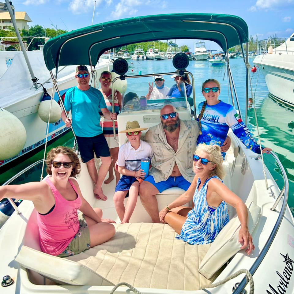 Private Boat Verenice to El Cielo Cozumel – Exclusive Snorkel Tour with Drinks Included