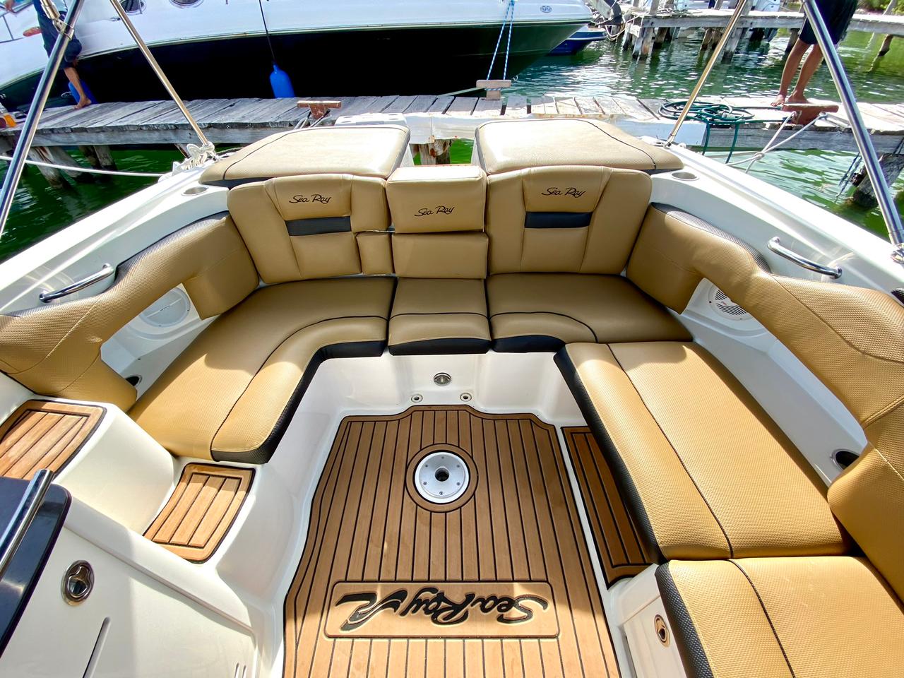 Sea Ray 27ft Boat