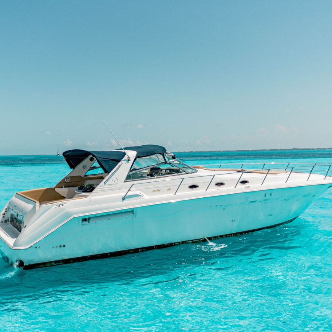 Yate Sea Ray 50ft en Cancún – Vive el Lujo y la Libertad del Caribe Mexicano