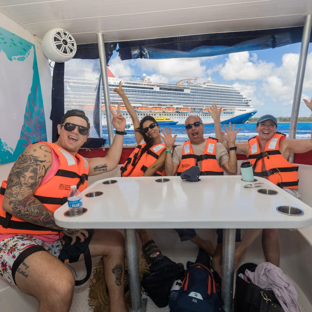 Cozumel Catamaran to El Cielo – Snorkeling, Starfish & Open Bar Experience