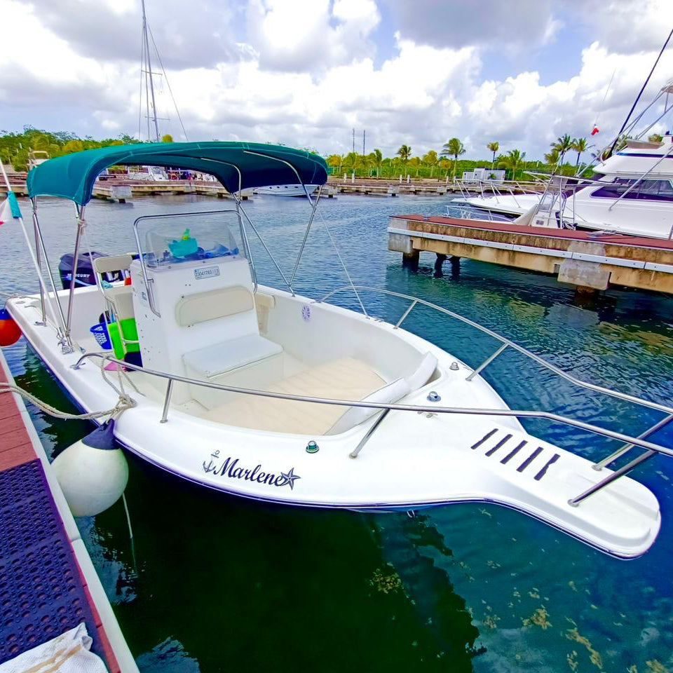 Private Boat Verenice to El Cielo Cozumel – Exclusive Snorkel Tour with Drinks Included